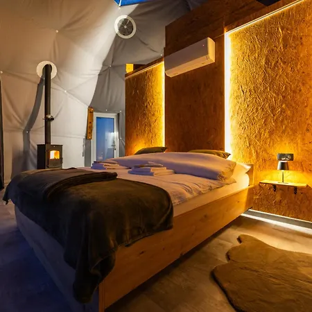 Rekreacko Glamping Luxusný stan Harichovce